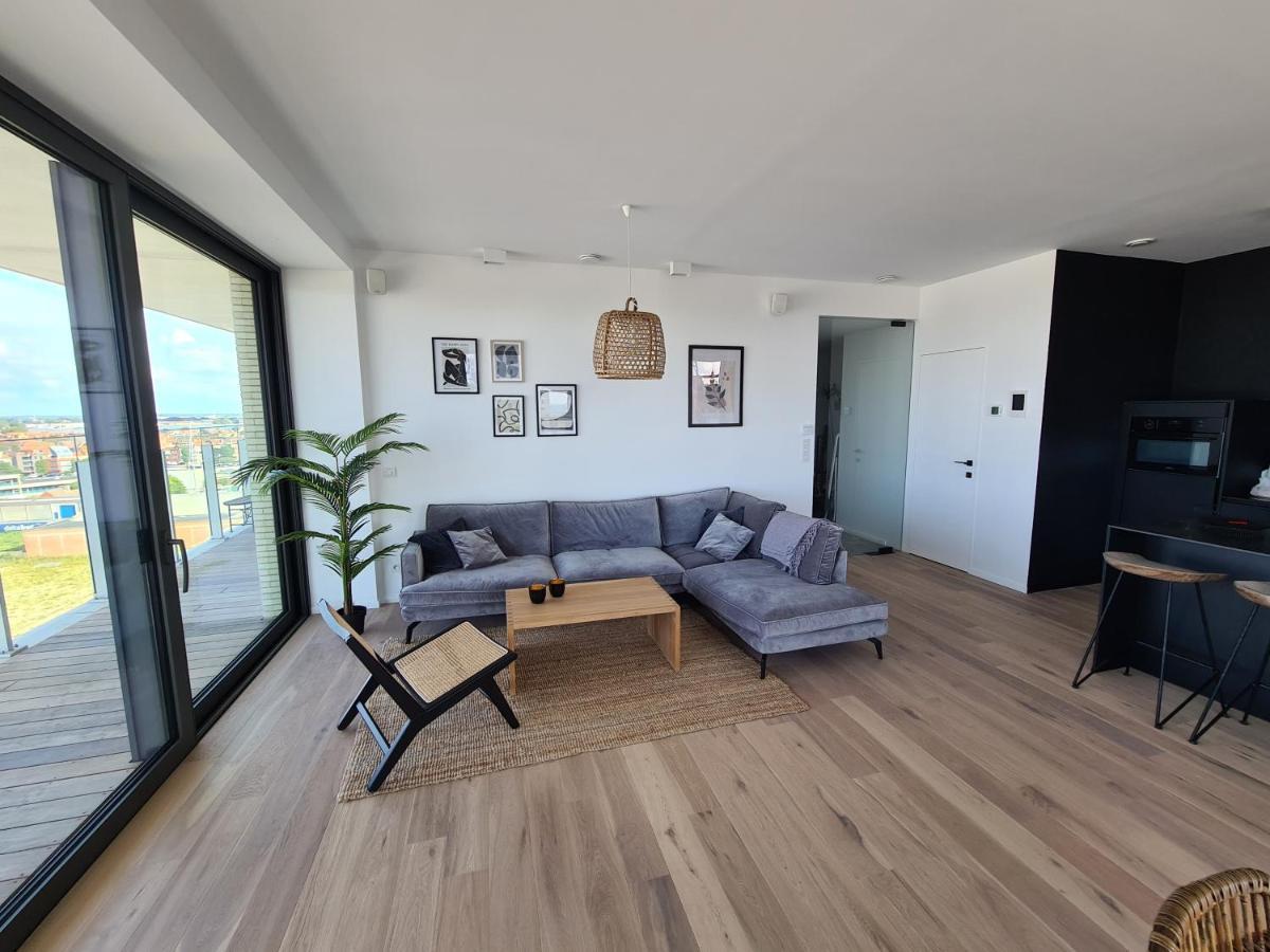 Central Park Tower Sea View Residence With Pool And Gym Ostende Exterior foto