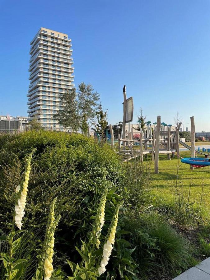 Central Park Tower Sea View Residence With Pool And Gym Ostende Exterior foto