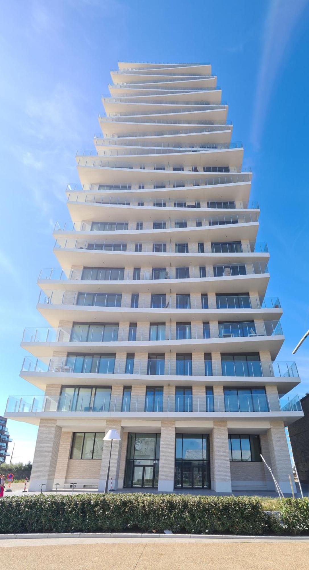 Central Park Tower Sea View Residence With Pool And Gym Ostende Exterior foto